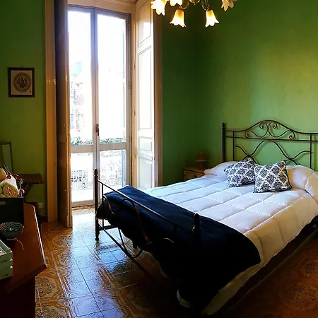 Bed & Breakfast Dream 117
